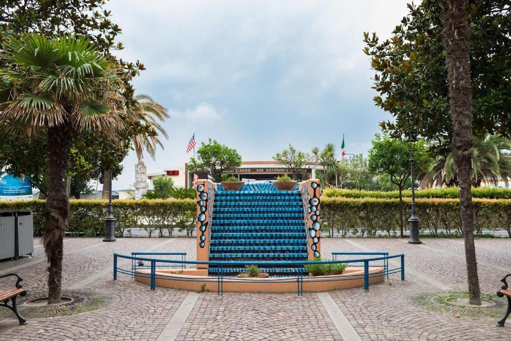 Le Finestre Sul Mare Lägenhet Albissola Marina Exteriör bild