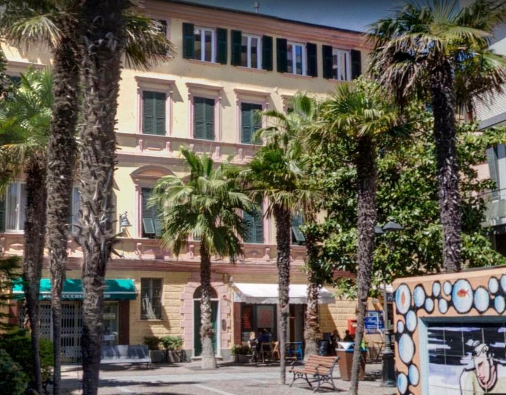 Le Finestre Sul Mare Lägenhet Albissola Marina Exteriör bild
